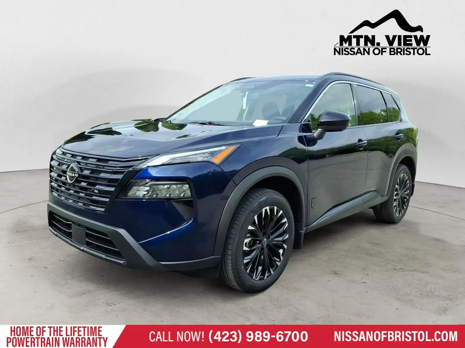 2026 Nissan Rogue Dark Armor AWD's photo