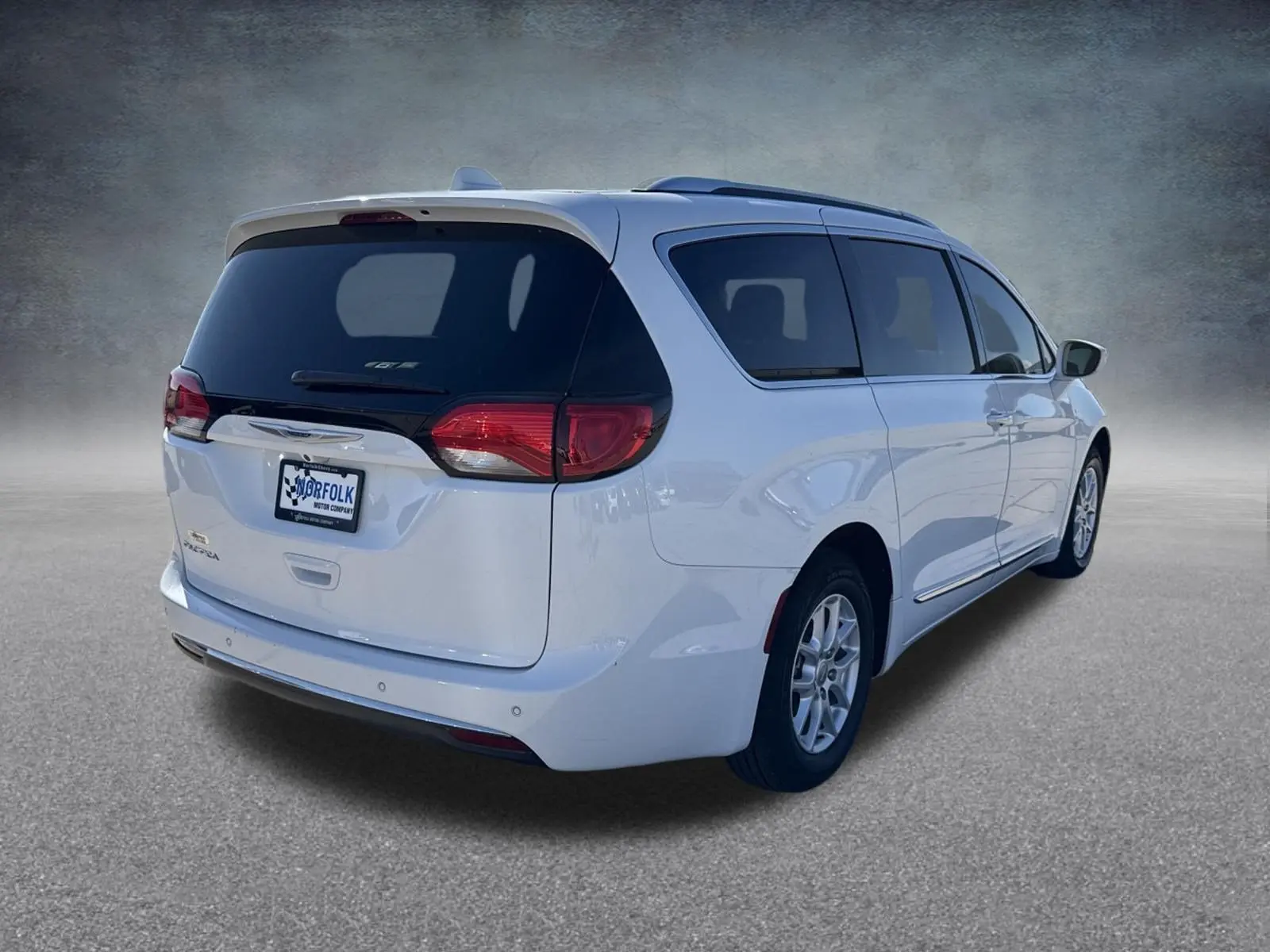 2020 Chrysler Pacifica Touring L photo 5