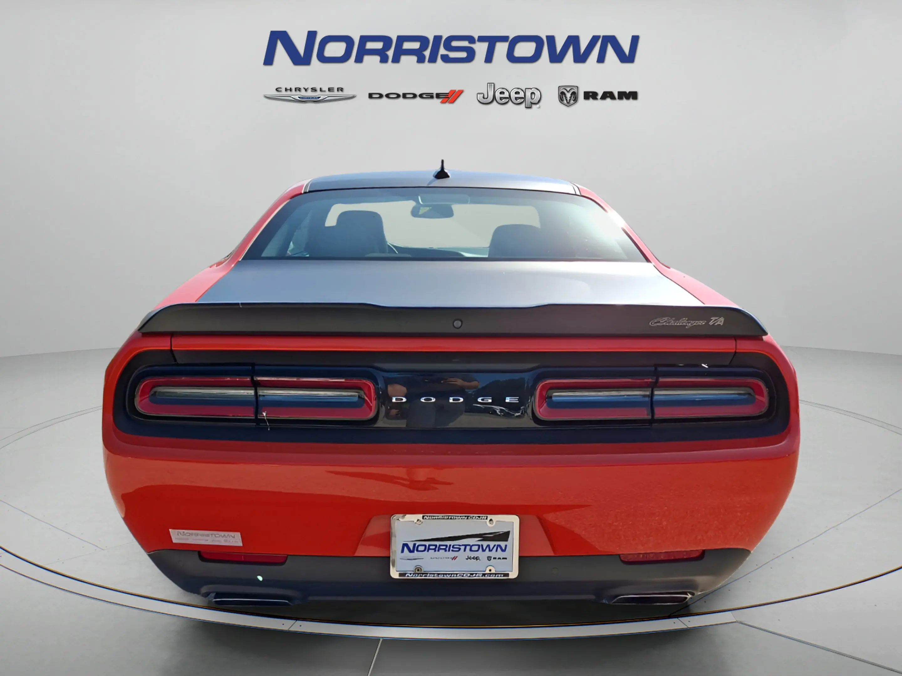 2023 Dodge Challenger R/T Scat Pack photo 5