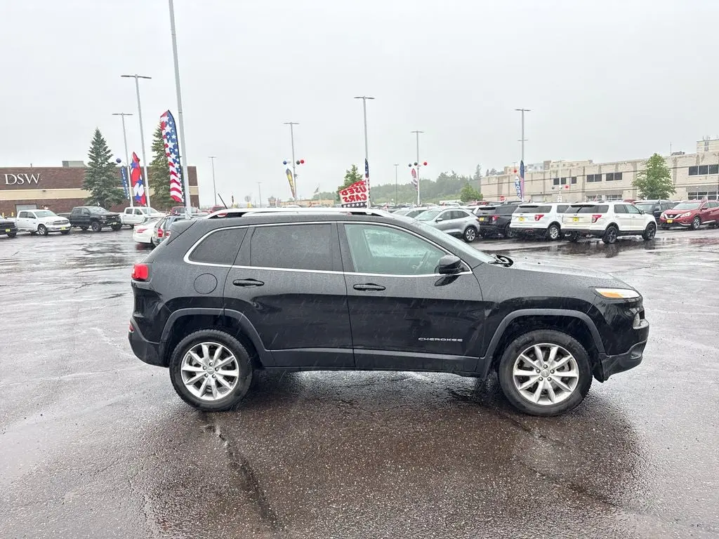 2014 Jeep Cherokee Limited 4X4 photo 5