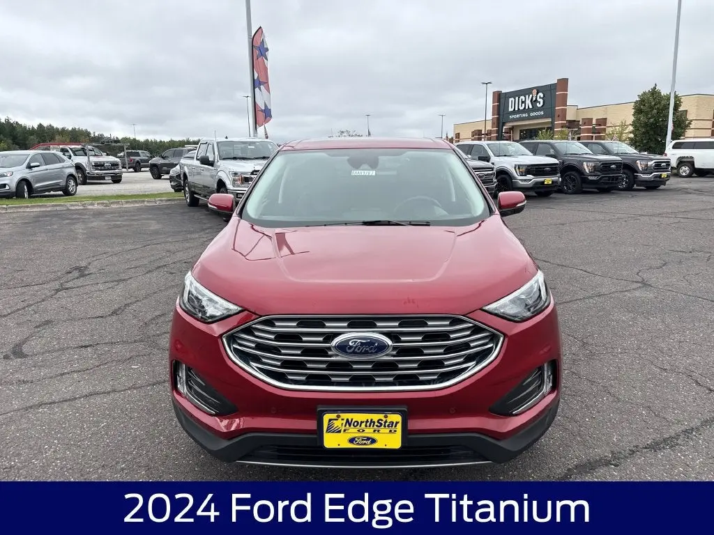 2024 Ford Edge Titanium AWD photo 4