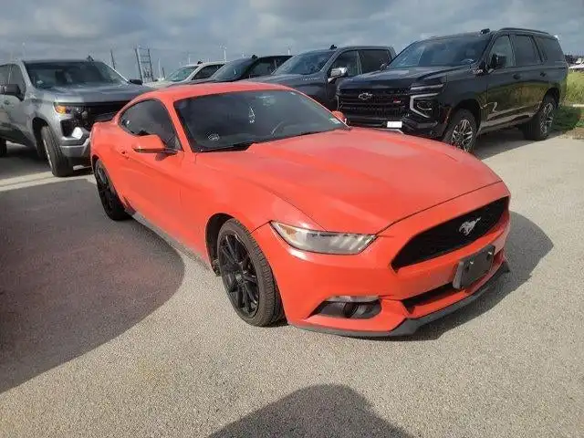 2016 Ford Mustang EcoBoost Coupe Premium's photo