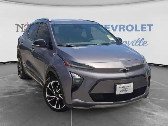 2022 Chevrolet Bolt EUV Premier's photo