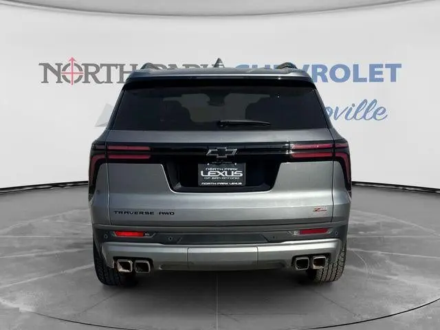 2025 Chevrolet Traverse Z71 AWD photo 4