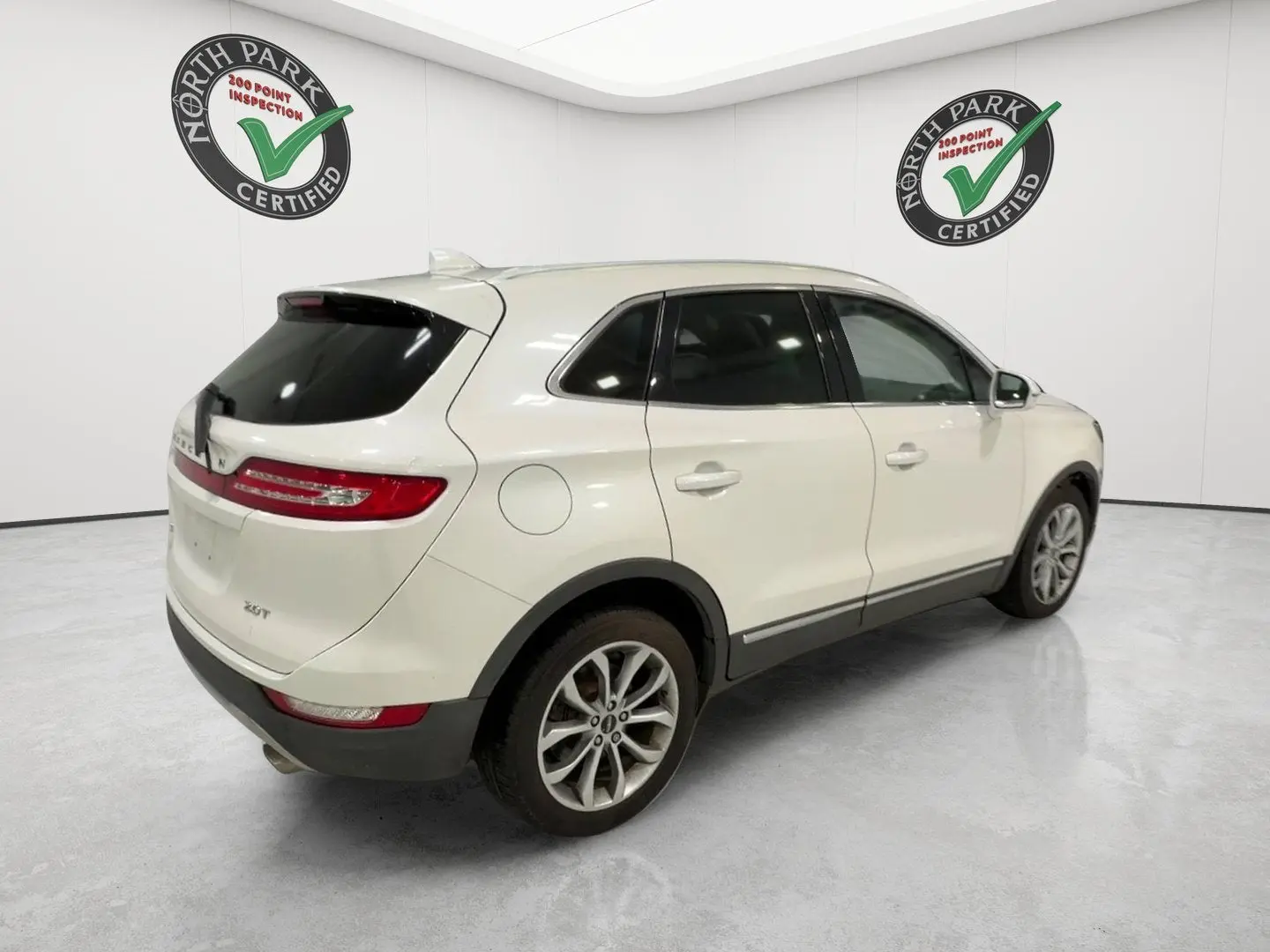 2017 Lincoln MKC Select FWD photo 5