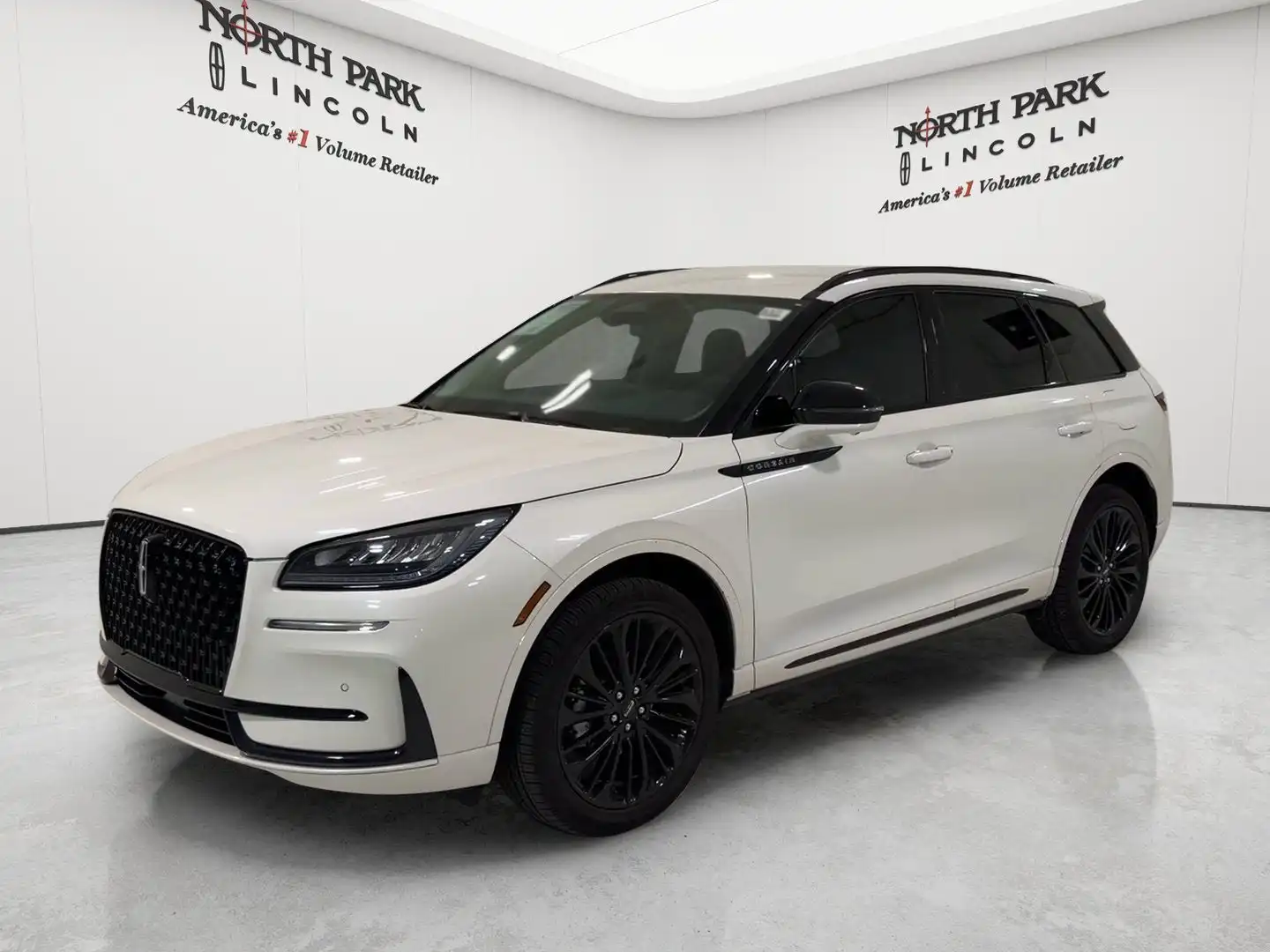 2026 Lincoln Corsair Premiere AWD's photo