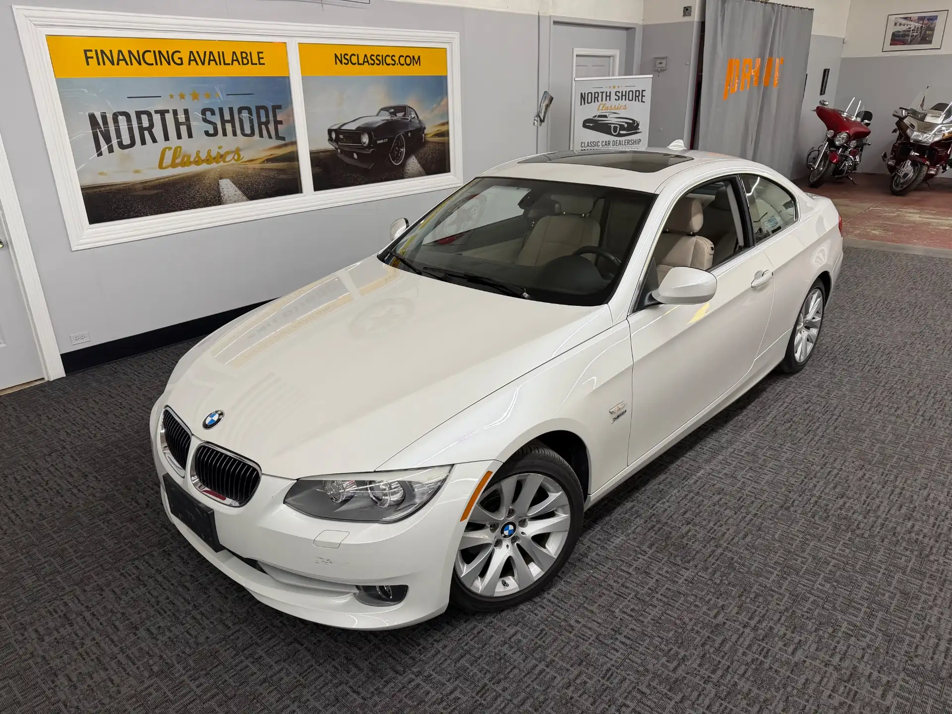 2011 BMW 3 Series 328i xDrive Coupe's photo