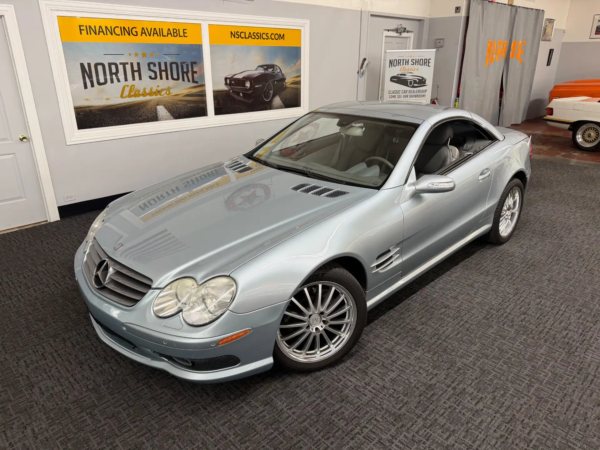 2005 Mercedes-Benz SL SL500's photo