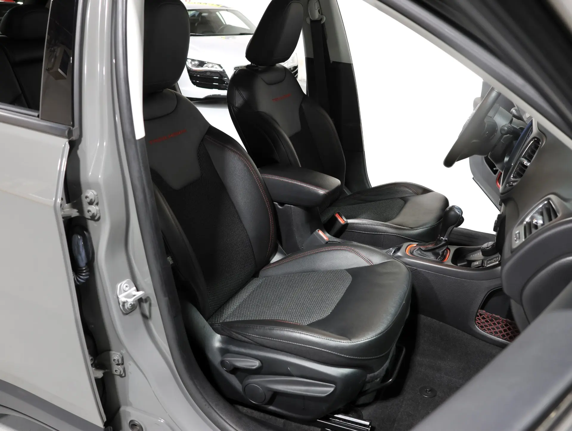 2020 Jeep Compass Trailhawk 4X4 photo 3