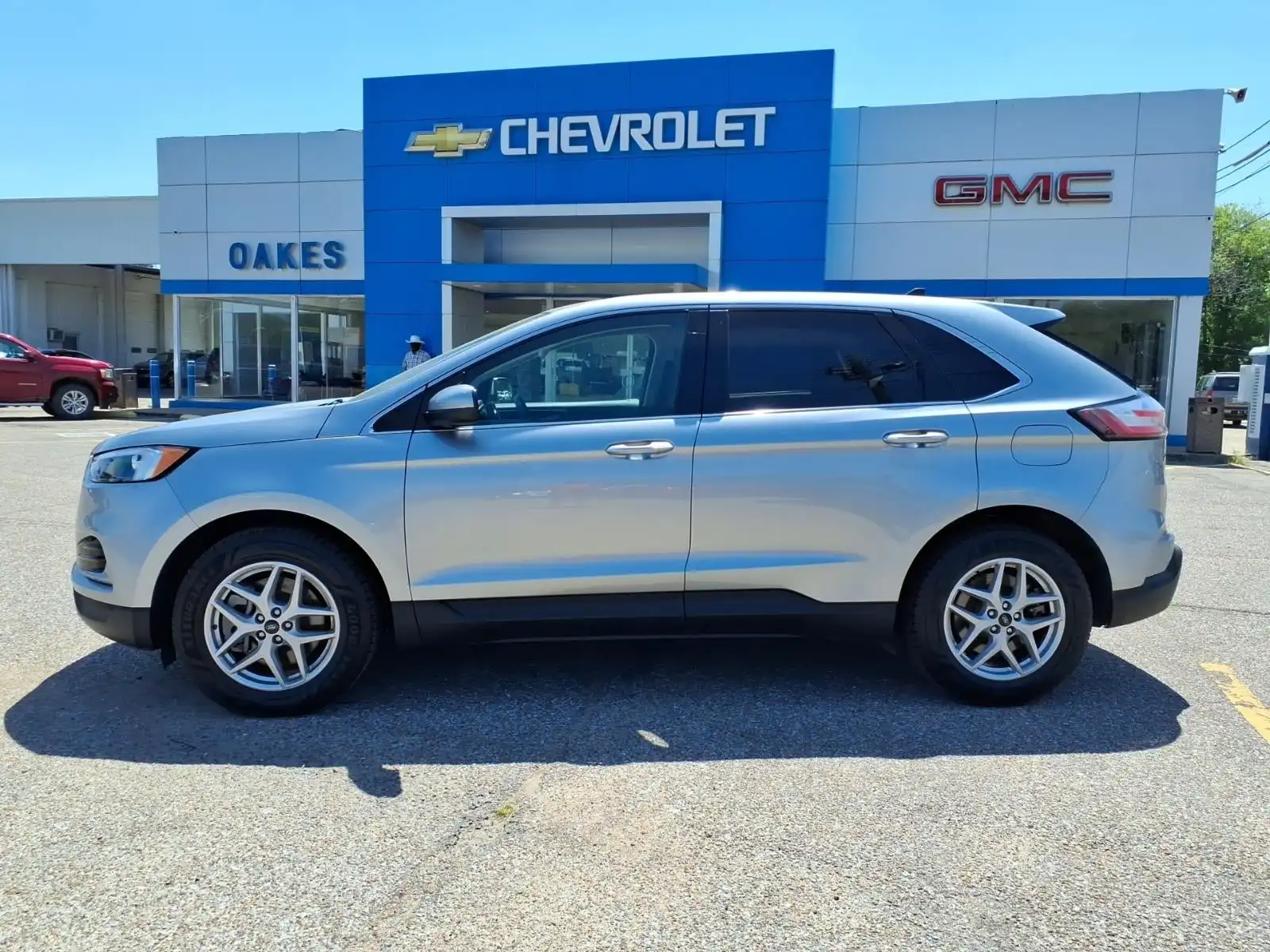2024 Ford Edge SEL AWD's photo