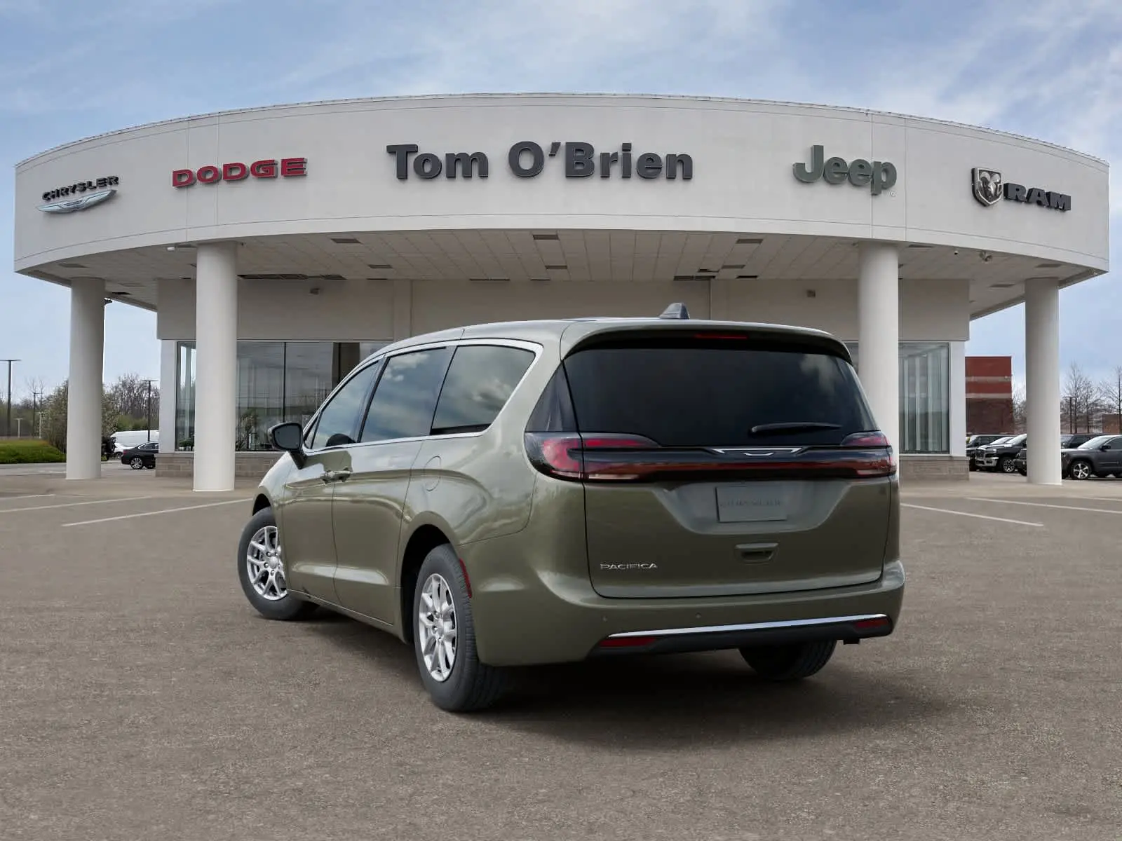 2027 Chrysler Pacifica Select photo 3