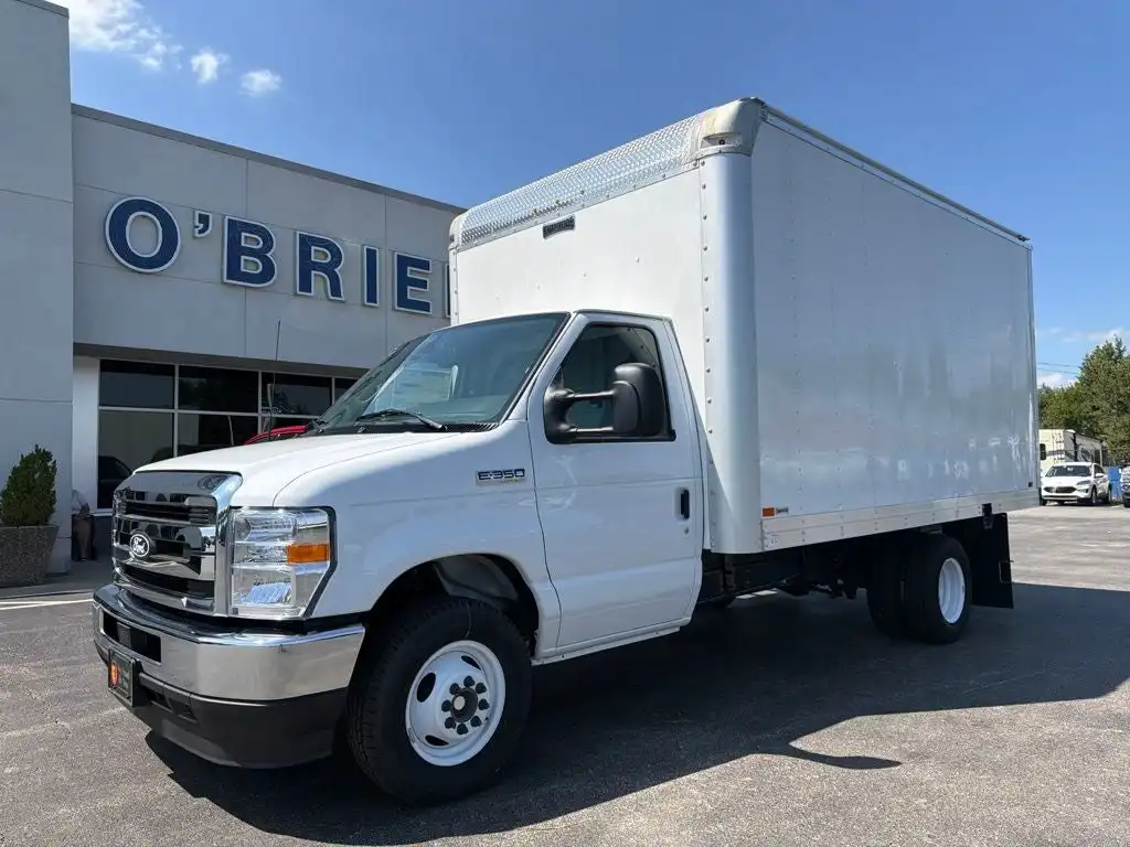 2027 Ford E-Series DRW E-350 Super Duty 158 in WB's photo