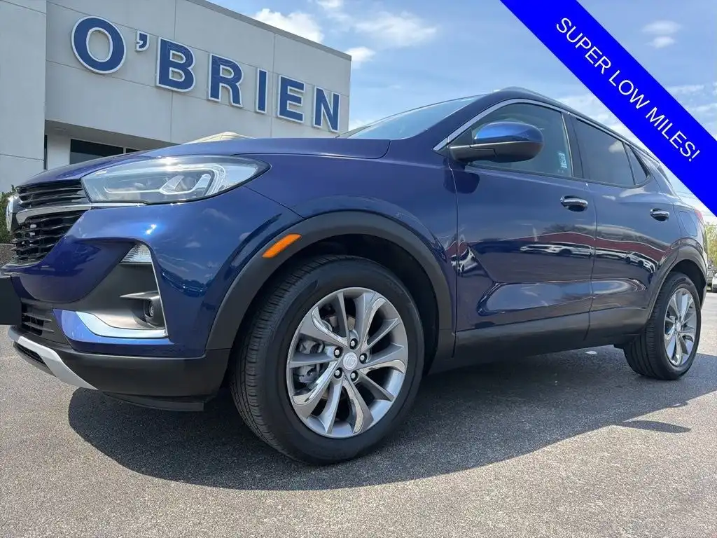 2023 Buick Encore GX Essence's photo