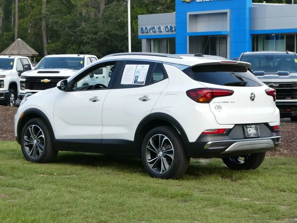 2022 Buick Encore GX Essence photo 5