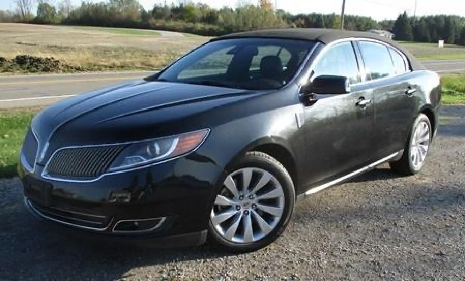 2014 Lincoln MKS AWD's photo