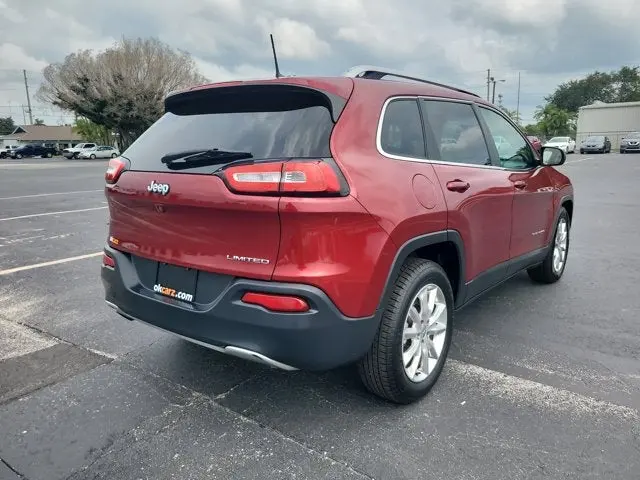 2017 Jeep Cherokee Limited photo 3