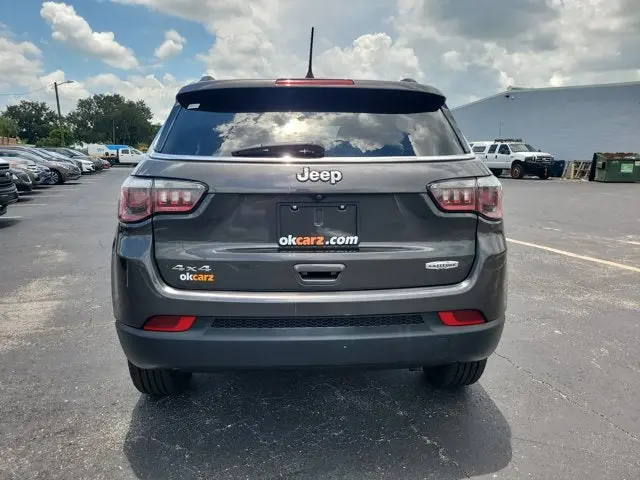 2019 Jeep Compass Latitude 4X4 photo 4