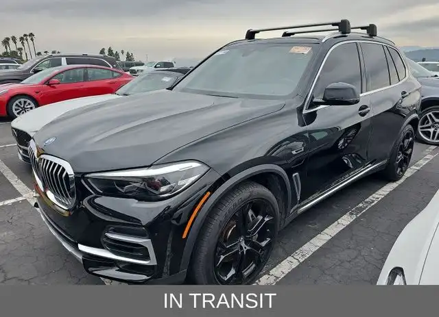 2022 BMW X5 xDrive45e's photo