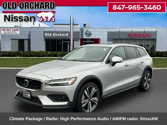 2025 Volvo V60 Cross Country B5 Plus AWD's photo