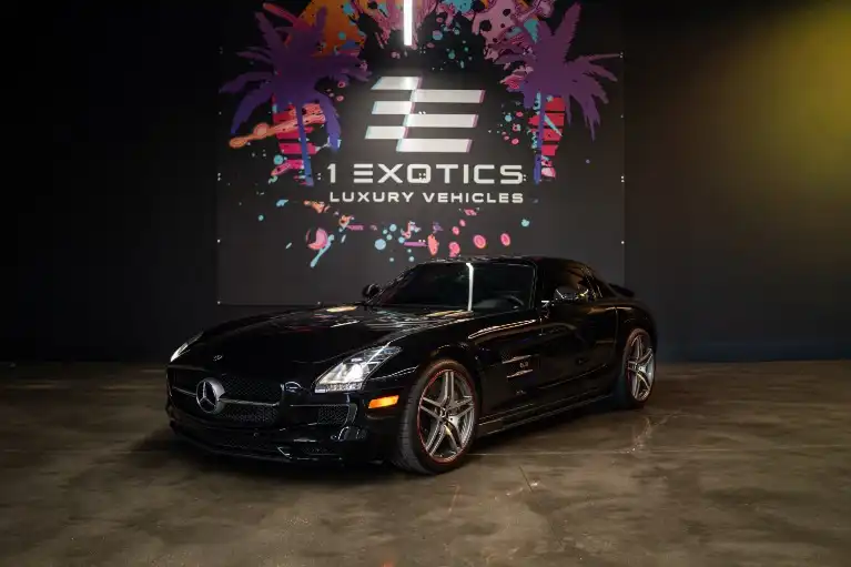 2012 Mercedes-Benz SLS AMG Base's photo