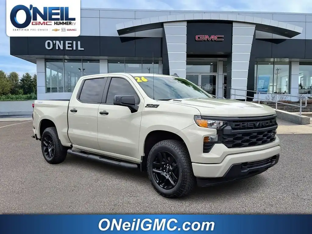 2026 Chevrolet Silverado 1500 Custom 4X4 Crew Cab Short Box's photo