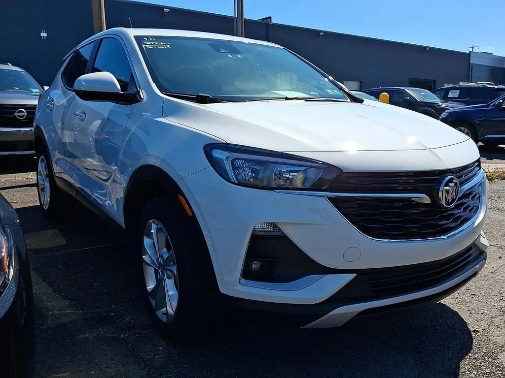 2023 Buick Encore GX Preferred AWD photo 3