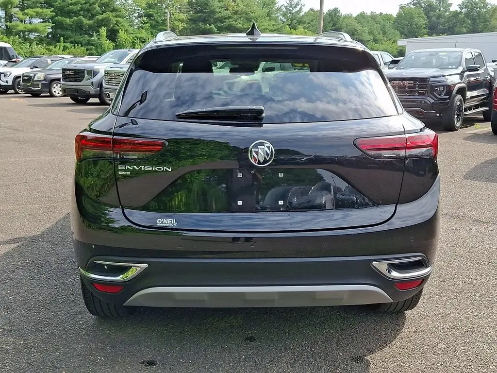 2023 Buick Envision Essence AWD photo 5