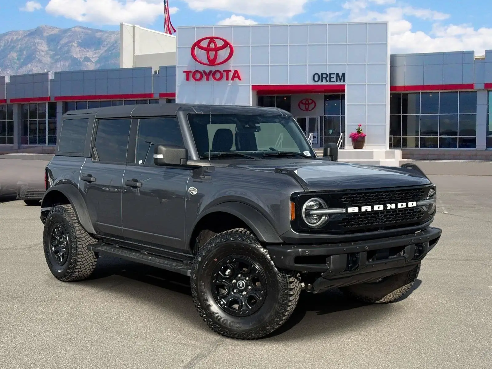 2022 Ford Bronco Wildtrak 4x4 photo 1