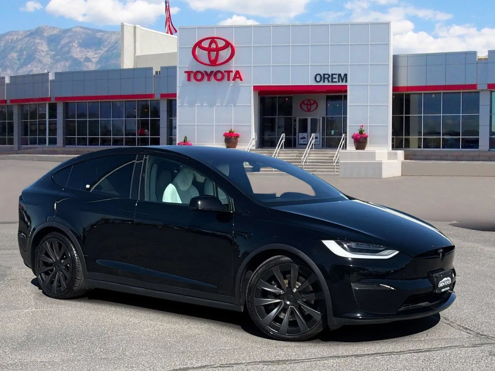 2023 Tesla Model X Long Range photo 1