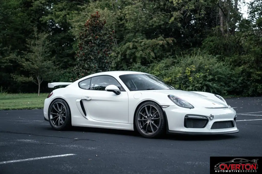 2016 Porsche Cayman GT4's photo