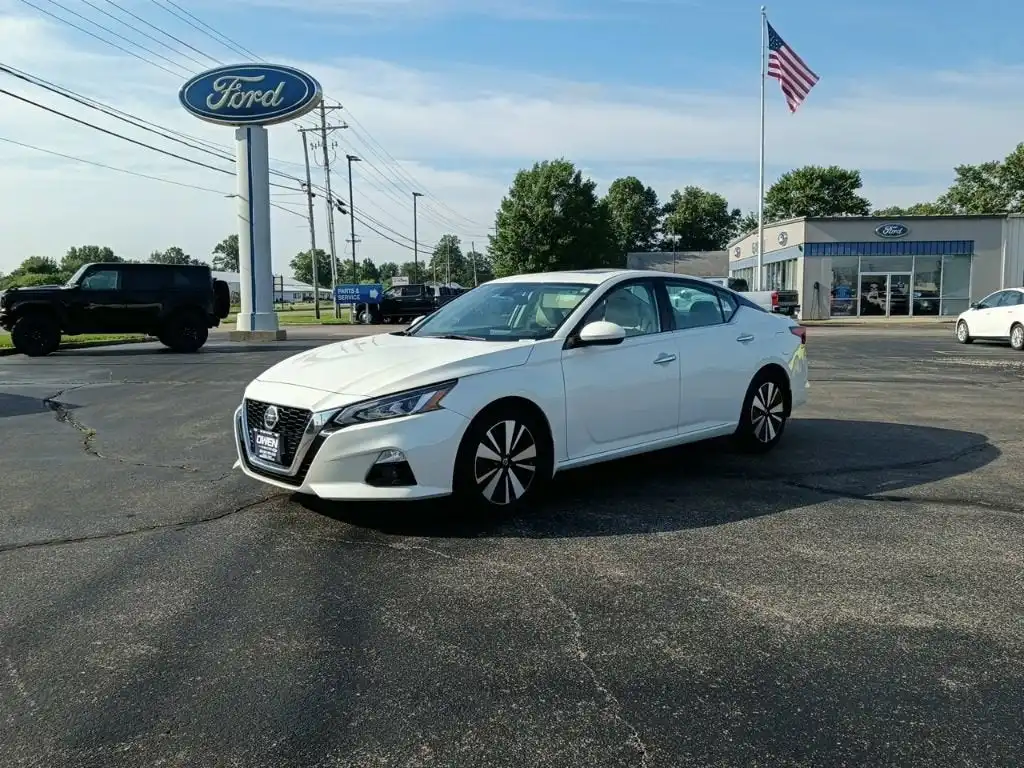 2021 Nissan Altima 2.5 SL's photo