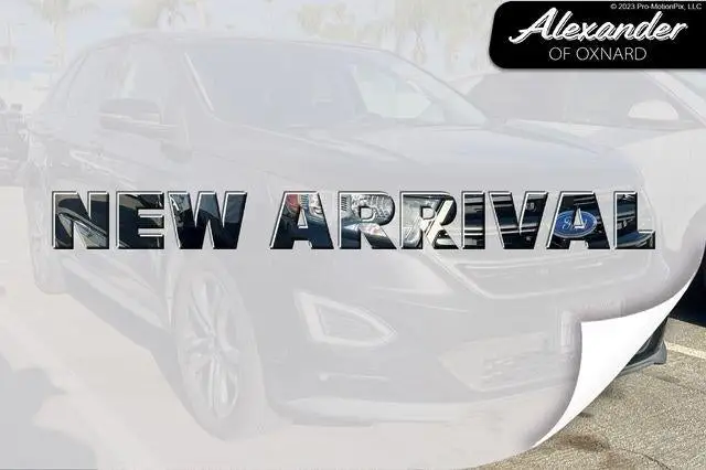 2015 Ford Edge Sport photo 1