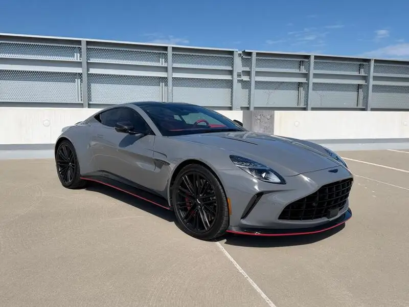 2025 Aston Martin Vantage 4.0 V8 Auto photo 1