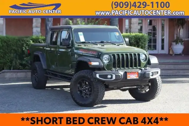 2023 Jeep Gladiator Sport's photo