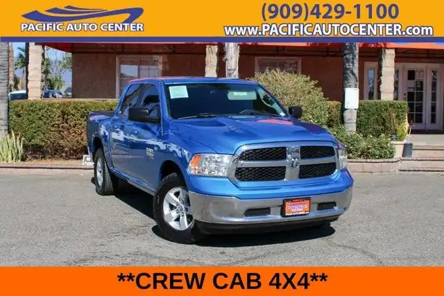 2021 RAM 1500 Classic SLT 4x4 Crew Cab 5'7's photo