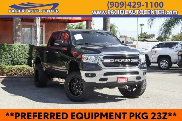 2019 RAM 1500 Big Horn/Lone Star 4WD Crew Cab 5'7's photo
