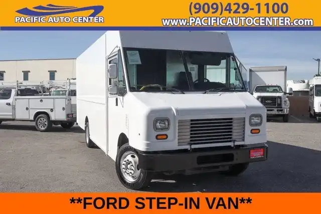2012 Ford F-53 / F-59's photo