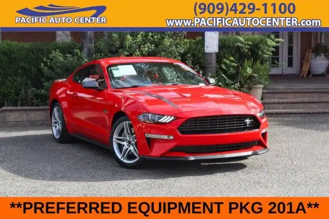 2020 Ford Mustang EcoBoost Coupe Premium's photo