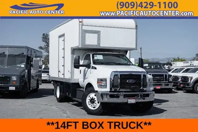 2016 Ford F-650's photo