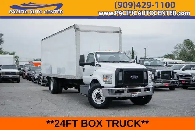 2017 Ford F-650's photo