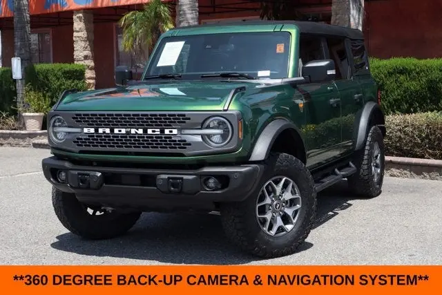 2023 Ford Bronco Badlands 4x4 photo 4