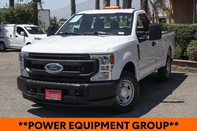 2021 Ford F-250 XL Regular Cab 8' Box photo 4