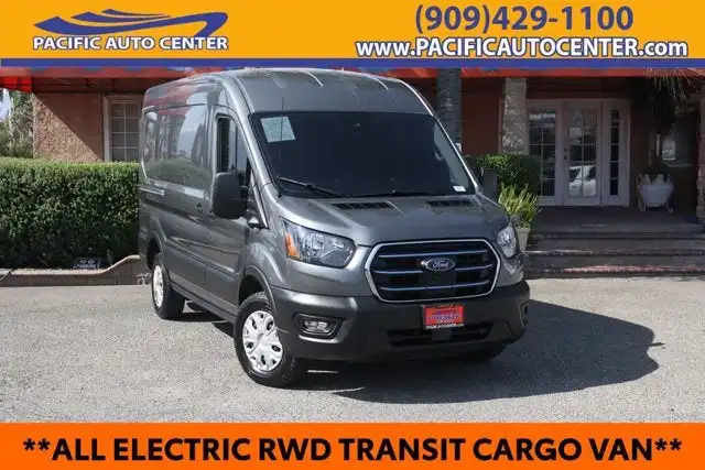 2023 Ford E-Transit BEV 350 Med Roof 130 WB's photo