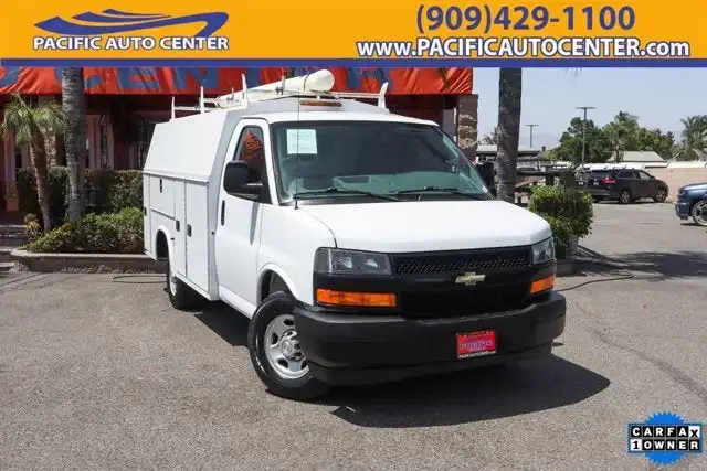 2018 Chevrolet Express 3500 139" WB's photo