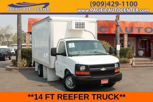 2015 Chevrolet Express 4500 159" WB's photo