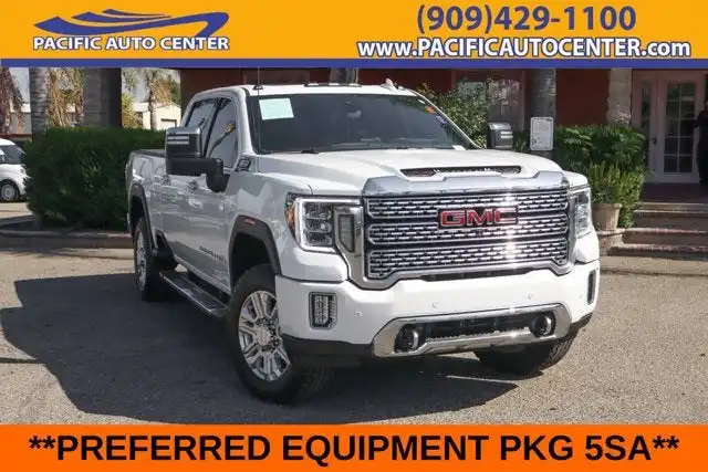 2021 GMC Sierra 4WD Crew Cab Standard Box Denali's photo