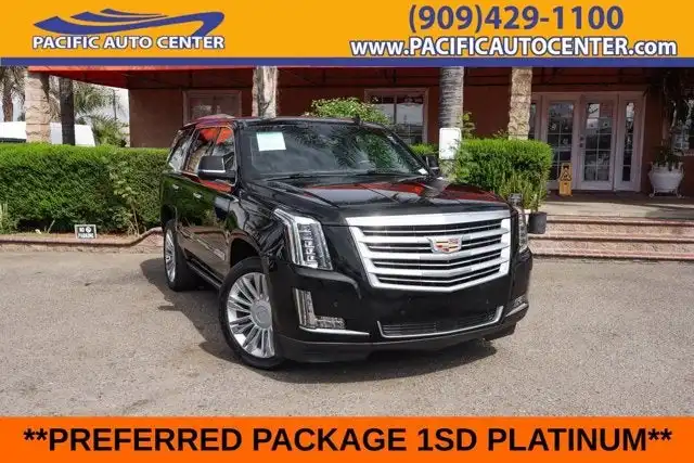 2019 Cadillac Escalade AWD Platinum's photo