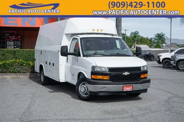 2019 Chevrolet Express 4500 159" WB's photo