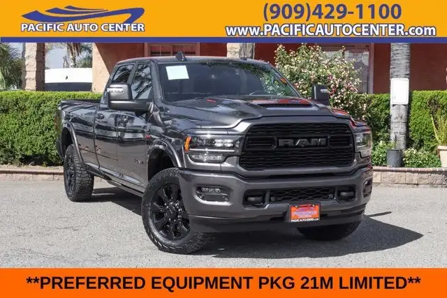 2024 RAM 3500 Limited 4X4 Crew Cab LWB's photo