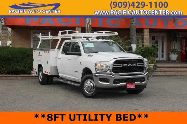 2021 RAM 3500 Big Horn 4X4 Crew Cab LWB's photo